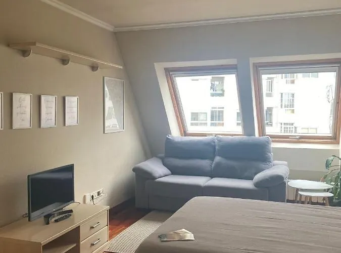 Estudio Plaza Eliptica Vigo